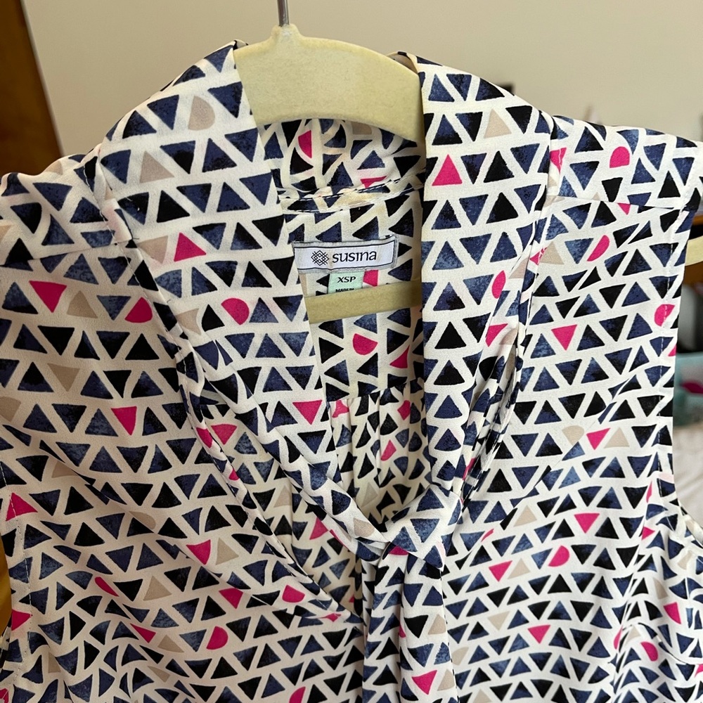 Cute blouse